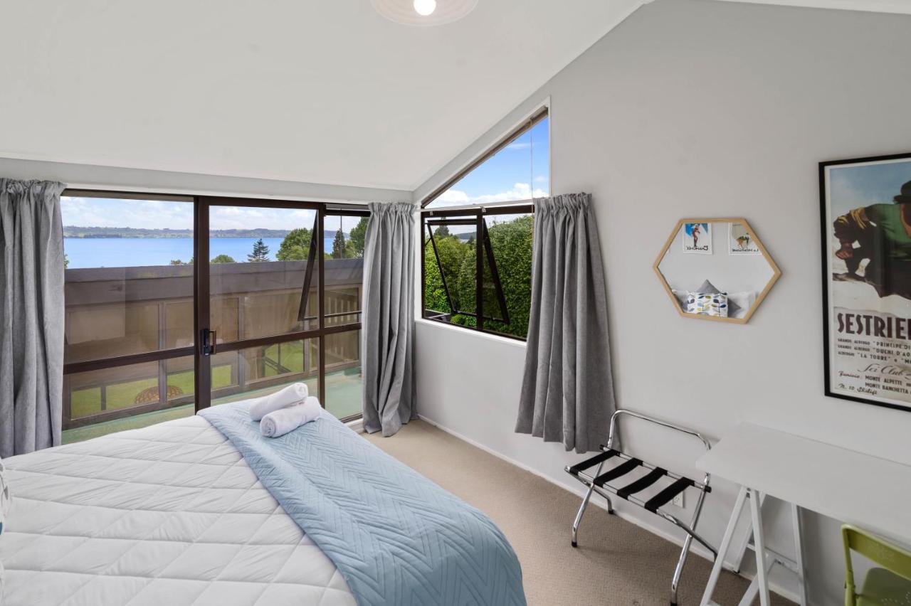 The Bird House - Kawaha Point, Rotorua. Stylish Six Bedroom Home With Space, Views And Relaxed Atmosphere Exterior foto