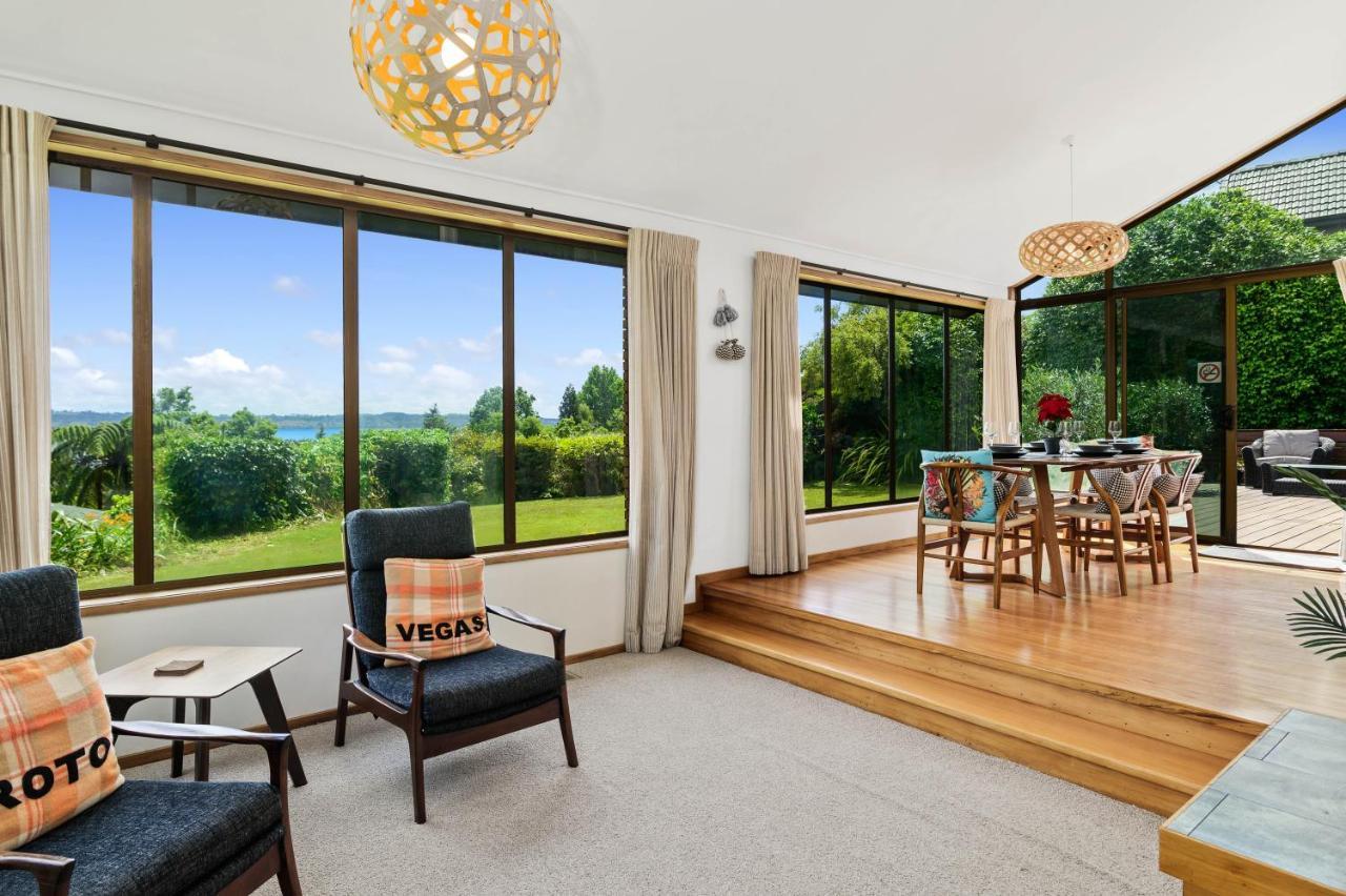 The Bird House - Kawaha Point, Rotorua. Stylish Six Bedroom Home With Space, Views And Relaxed Atmosphere Exterior foto