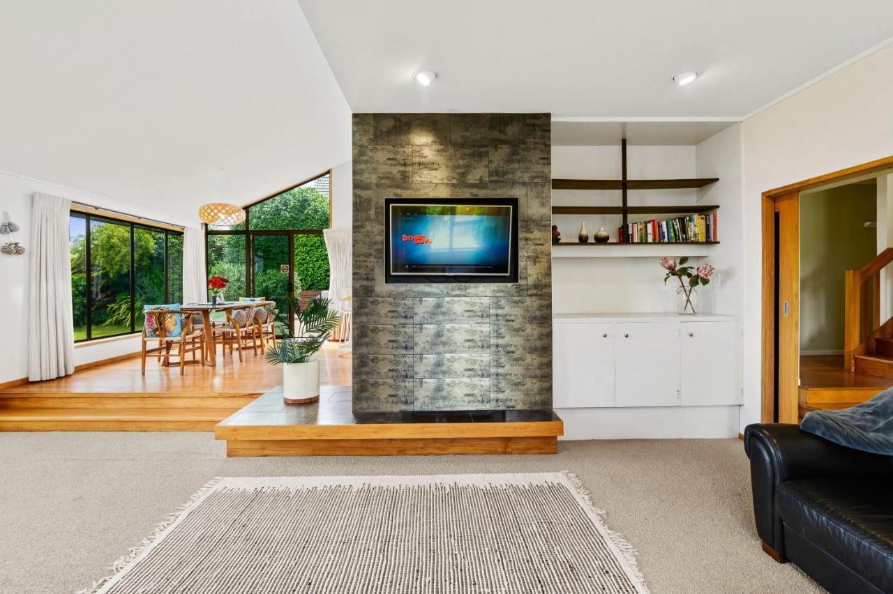 The Bird House - Kawaha Point, Rotorua. Stylish Six Bedroom Home With Space, Views And Relaxed Atmosphere Exterior foto